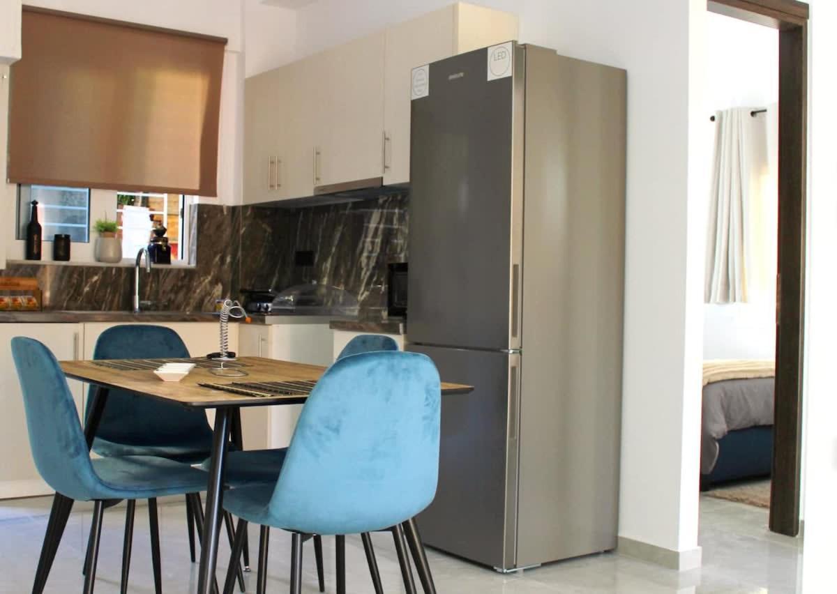 Patras Cozy Nest In The Vibrant City Center 外观 照片