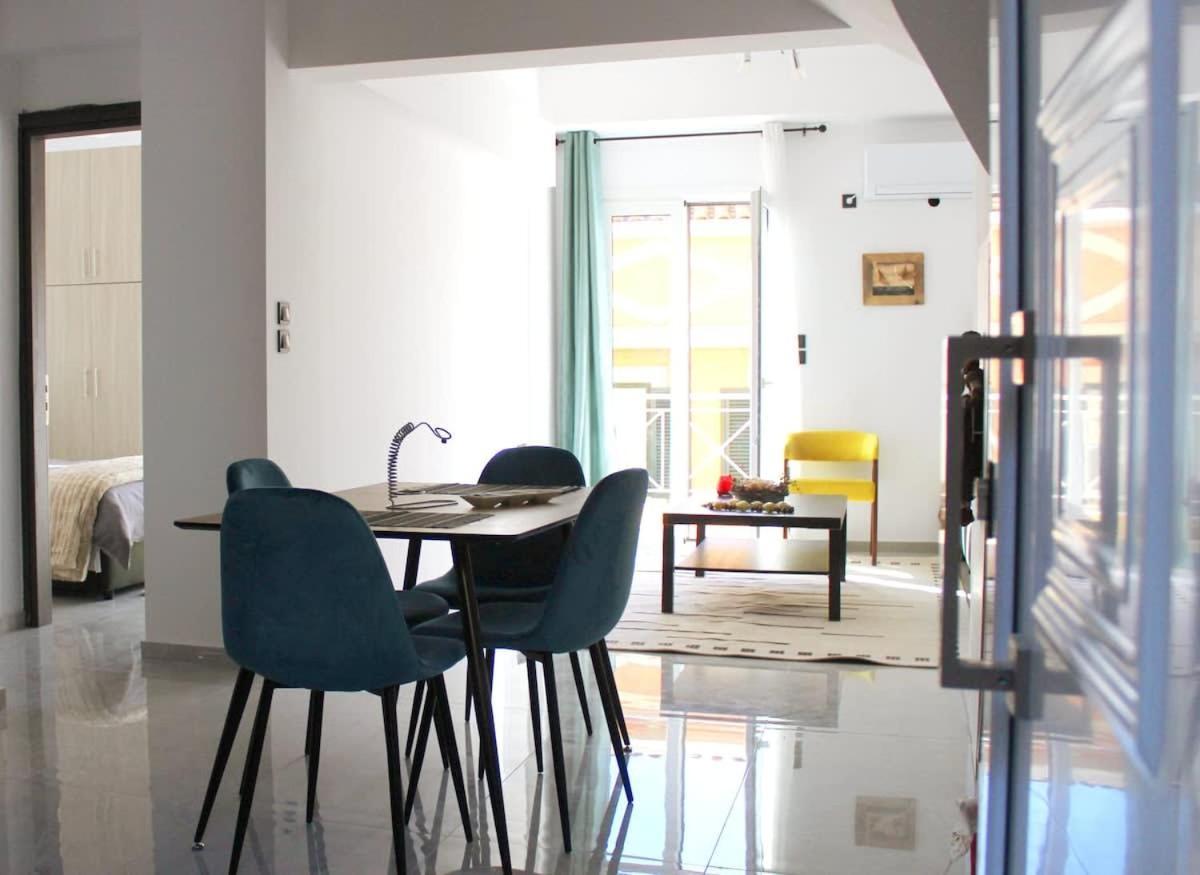 Patras Cozy Nest In The Vibrant City Center 外观 照片