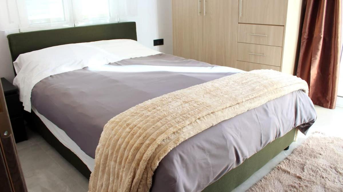 Patras Cozy Nest In The Vibrant City Center 外观 照片